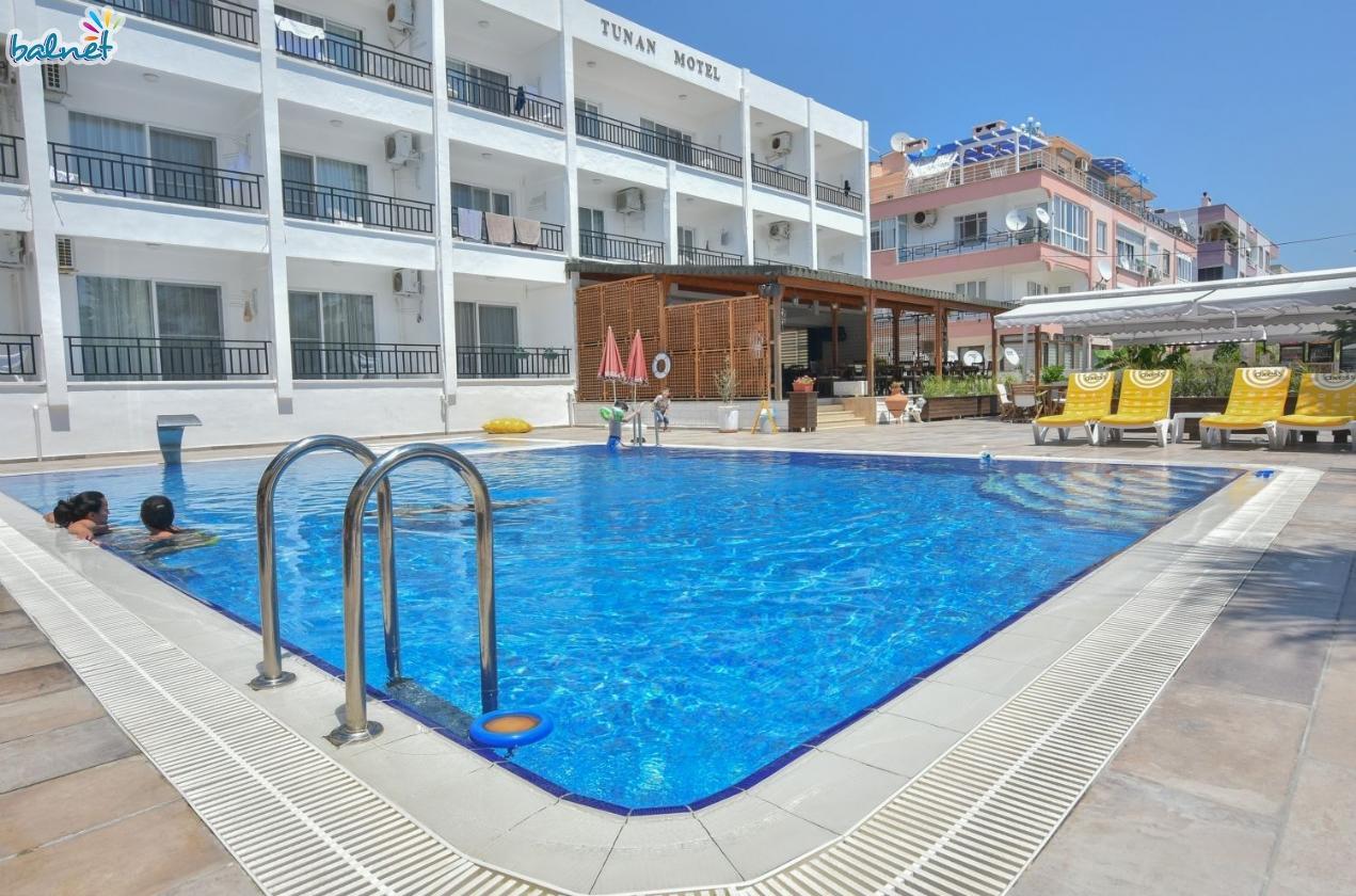 Tunan Motel Ayvalik Ngoại thất bức ảnh